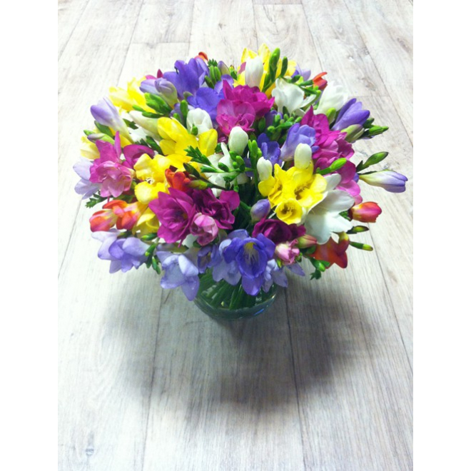 Bouquet De Freesias